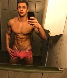 Publius Boys Selfies 52 60fe0e747b162.jpg
