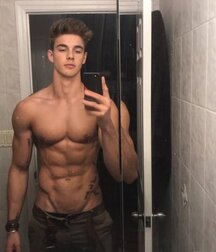 Publius Boys Selfies 52 60fe0ec7ad86c.jpg