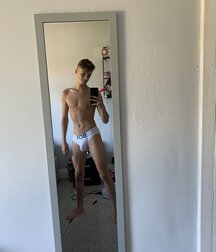 Publius Boys Selfies 52 60fe0ed105783.jpg