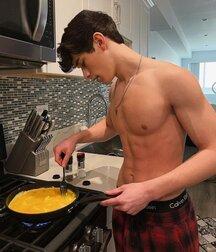 Publius Boys Cooking Eating Drinking 15 Twink Tube Sexy 61064ab34c3bc.jpg