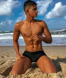 Publius Beach Speedo Boys 7 Twink Tube 6122a9abd8acc.jpg