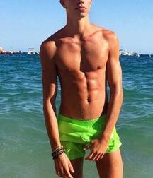 Publius Beach Boys 39 Twink Tube Guys 612c1cadefb30.jpg