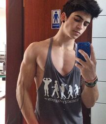 Publius Boys Selfies 59 613e462d9f57f.jpg