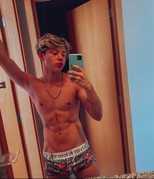 Publius Boys Selfies 59 613e464f73685.jpg