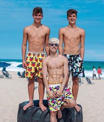Publius Beach Boys 41 Gay Twink Tube 614d28554059c.jpg