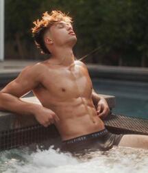 Publius Pool Boys 20 Twink Tube Summer 615764b1a2906.jpg
