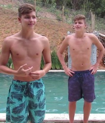 Publius Pool Boys 20 Twink Tube Summer 615764eadf6ca.jpg