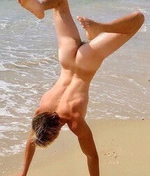 Publius Beach Boys 42 Twink Tube 615a53f4a556f.jpg