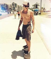 Publius Boys On Skateboards 4 Twink Tube 61688aa712e0b.jpg