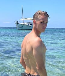 Publius Beach Boys 43 Public Gay Porn Nude 616eae3d4f22e.jpg