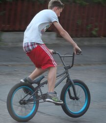 Publius Boys On Bikes 4 Twink Tube Fun 617e7de1c3fb0.jpg