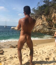 Publius Beach Boys 44 Nude At The Beach 61a6a3334192f.jpg