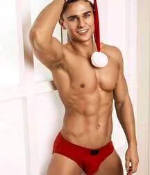 Publius Christmas Time 2021 Gay Porn Guys 61c87e519fb40.jpg
