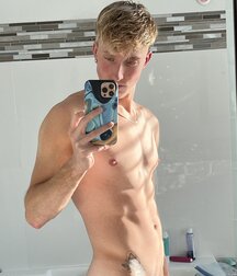 Publius Boys Selfies 72 Mirror Gay  61de1ae452609.jpg