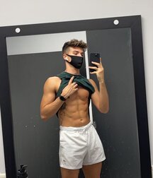 Publius Boys Selfies 72 Mirror Gay  61de1ae6419c1.jpg