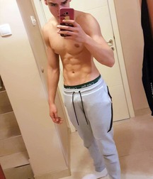 Publius Boys Selfies 72 Mirror Gay  61de1aec8a21a.jpg