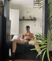 Publius Boys Selfies 72 Mirror Gay  61de1b23ecb0b.jpg