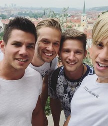 Publius Model Alam Wernik 8 Gay Porn Kiss 61edaa6336ef9.jpg