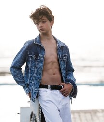 Publius Aussie Teen Model & Actor Alex Ruygork 61f6be8310396.jpg