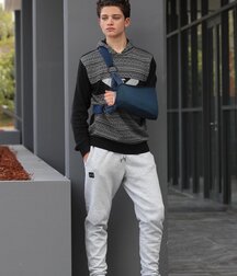 Publius Aussie Teen Model & Actor Alex Ruygork 61f6bf39ebc51.jpg