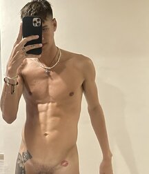Publius Boys Selfies 75 Nude Mirror Gay Porn Snap 621551fe4347c.jpg