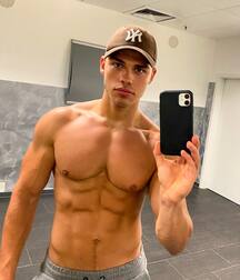 Publius Boys Selfies 75 Nude Mirror Gay Porn Snap 6215521167764.jpg