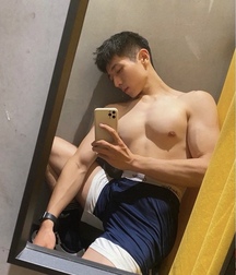 Publius Boys Selfies 75 Nude Mirror Gay Porn Snap 621552312a1d0.jpg