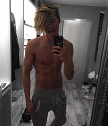 Publius Boys Selfies 75 Nude Mirror Gay Porn Snap 621552655bb6e.jpg