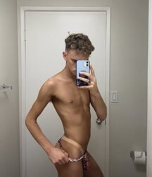 Publius Boys Selfies 76 Image Mirror Twink Tube 623f899234488.jpg