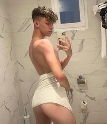 Publius Boys Selfies 76 Image Mirror Twink Tube 623f89bae172f.jpg