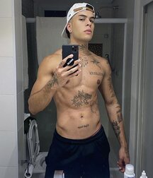 Publius Tattooed Boys Selfies 1 Gay Porn 624e2e51366be.jpg