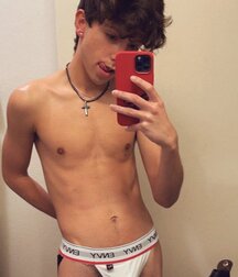 Publius Tattooed Boys Selfies 1 Gay Porn 624e2e68cf3f6.jpg