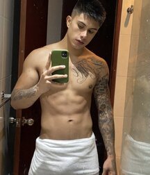 Publius Tattooed Boys Selfies 1 Gay Porn 624e2e8b592ed.jpg