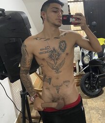 Publius Tattooed Boys Selfies 1 Gay Porn 624e2e983d549.jpg