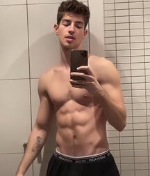Publius Tattooed Boys Selfies 1 Gay Porn 624e2e9f863a9.jpg