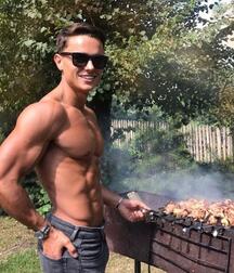 Publius Boys Cooking Eating Drinking  29 6291a067961a2.jpg