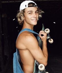 Publius Boys On Skateboards 6 Twink Tube Summer 62bfa85100dbb.jpg