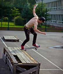 Publius Boys On Skateboards 6 Twink Tube Summer 62bfa9277794e.jpg