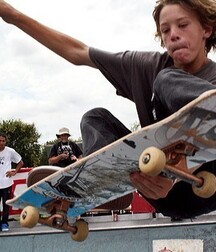 Publius Boys On Skateboards 6 Twink Tube Summer 62bfa96a253b0.jpg