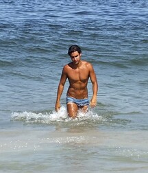 Publius Beach Boys 52 Summer Vacation Twink Tube 62c06a330c41a.jpg