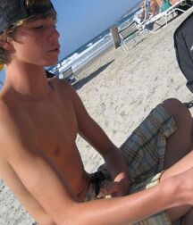 Publius Beach Boys 52 Summer Vacation Twink Tube 62c06a4e5eb27.jpg