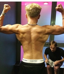 schöne muskeln gay tube 606ecdfde45a5.jpg