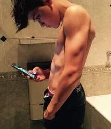 Random boys hard cocks boys gay porn selfies 62d9125b6c7c2.jpg