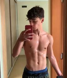 Random boys hard cocks boys gay porn selfies 62d91263bb94a.jpg