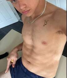 Random boys hard cocks boys gay porn selfies 62d912789ea9b.jpg