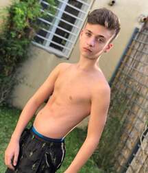 Random boys hard cocks boys gay porn selfies 62d91284ec639.jpg