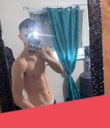 Random boys hard cocks boys gay porn selfies 62d912a57f017.jpg