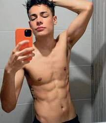 Random boys hard cocks boys gay porn selfies 62d912a787de9.jpg