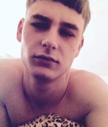 Random boys hard cocks boys gay porn selfies 62d912af2f87d.jpg