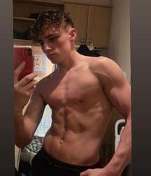 Random boys hard cocks boys gay porn selfies 62d912b34bb9e.jpg